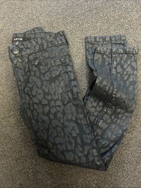 Children not women are Joe's Jeans Dark Grey Leopard-Print Skinny Jeans